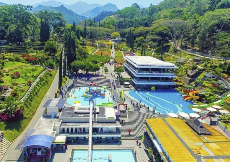 Penginapan dan villa di batu malang, dengan nuansa asri asli pegunungan , fasilitas lengkap dan harga murah.